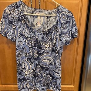 Women’s scrub top